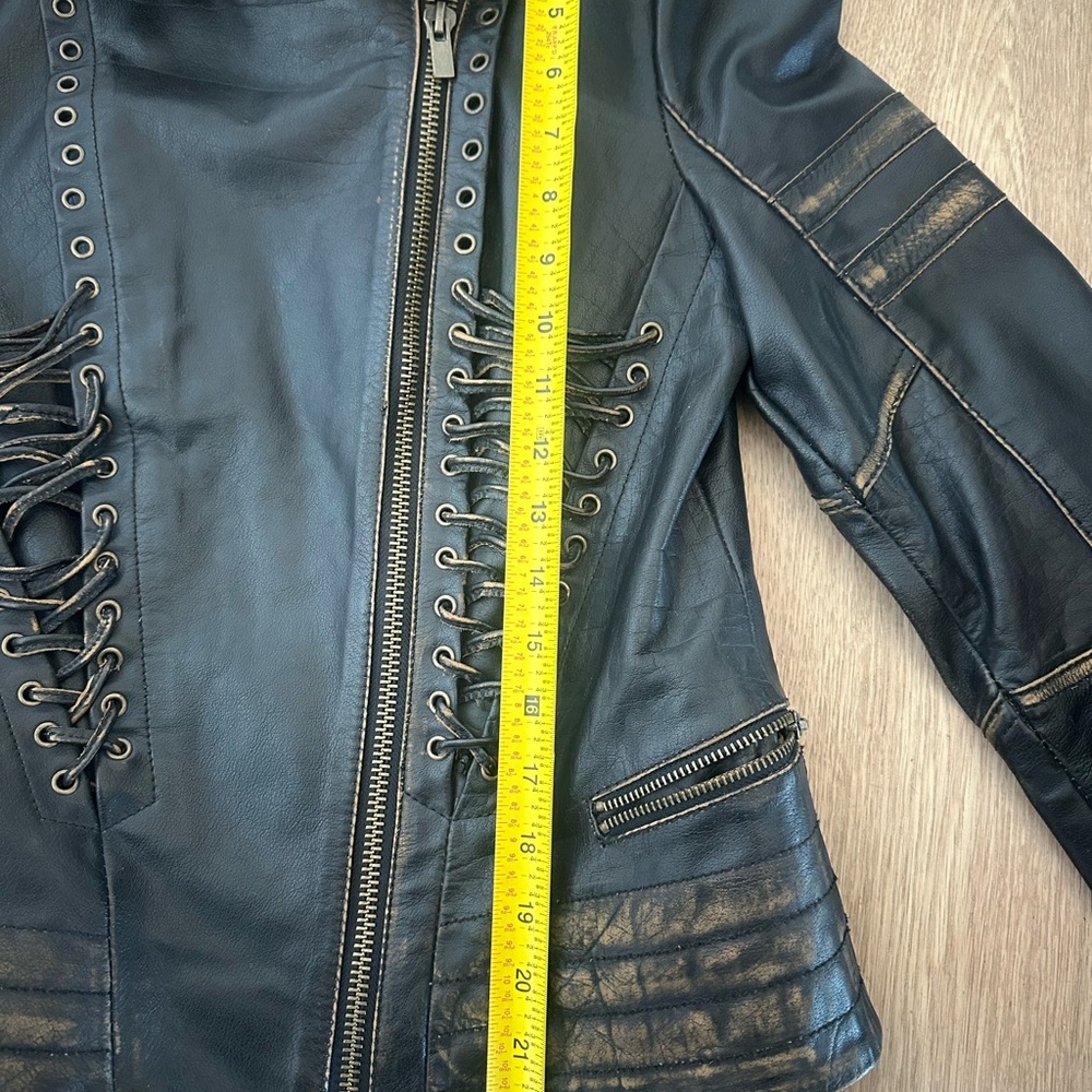Edgy Amazing DESIGN and DETAILS Wilson Black Leather Jacket - Picture 10 of 15